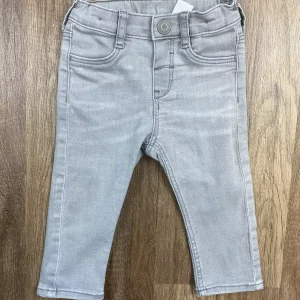 Szürke színű Fiú Nadrág - ( H&M ) 74