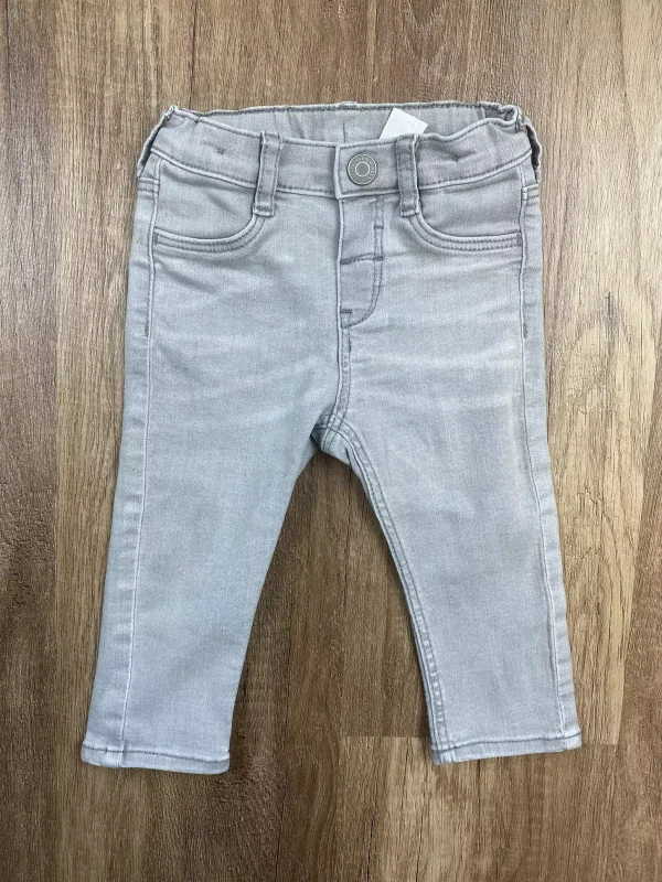 Szürke színű Fiú Nadrág - ( H&M ) 74