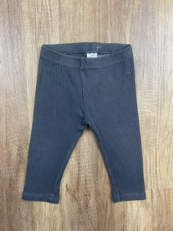 Szürke színű Fiú Nadrág - ( H&M ) 74
