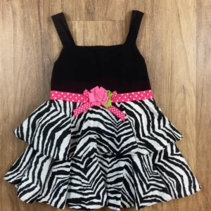 Fehér, Fekete, Pink színű Rövid szárú Lány Ruha (Egyéb) 110, 116