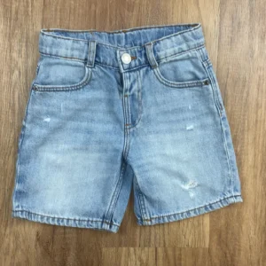 Kék színű Rövid szárú Fiú Nadrág (Zara) 110